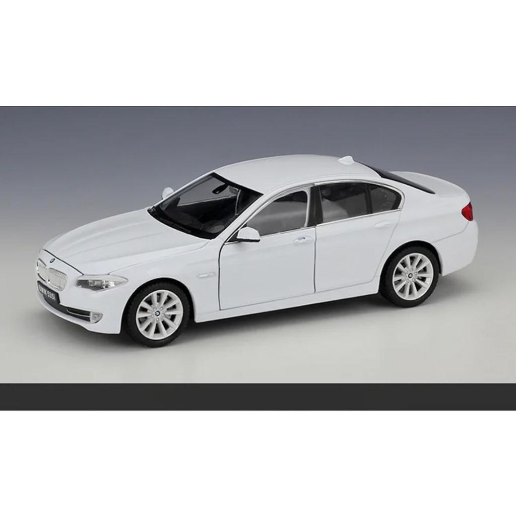 Welly 1/24 BMW 5 Series 535i Alloy Car Model Diecast Metal Toy Vehicles Car Model High Simulation Collection Childrens Toy Gifts