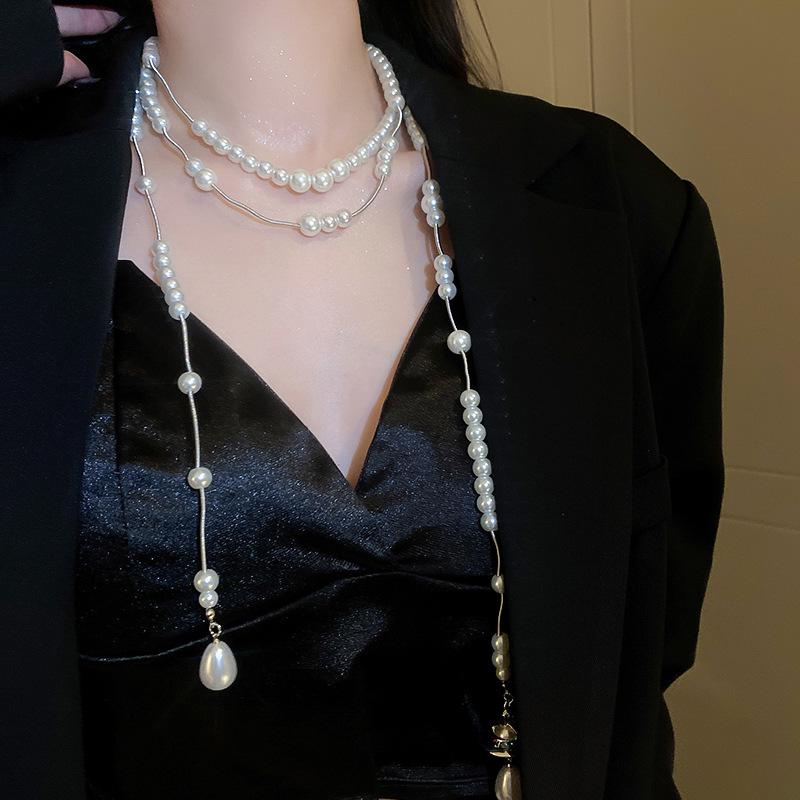 Exquisite Pearl Double-Layered Clavicle Necklace: French Elegance & Light Luxury Design