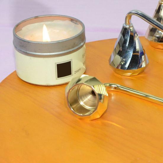 Candle Snuffer with Long Handle Putting Out Candle Wick Flame Extinguishing Tool Candle Extinguisher Accessory Decorative Metal Candle Cover Tool