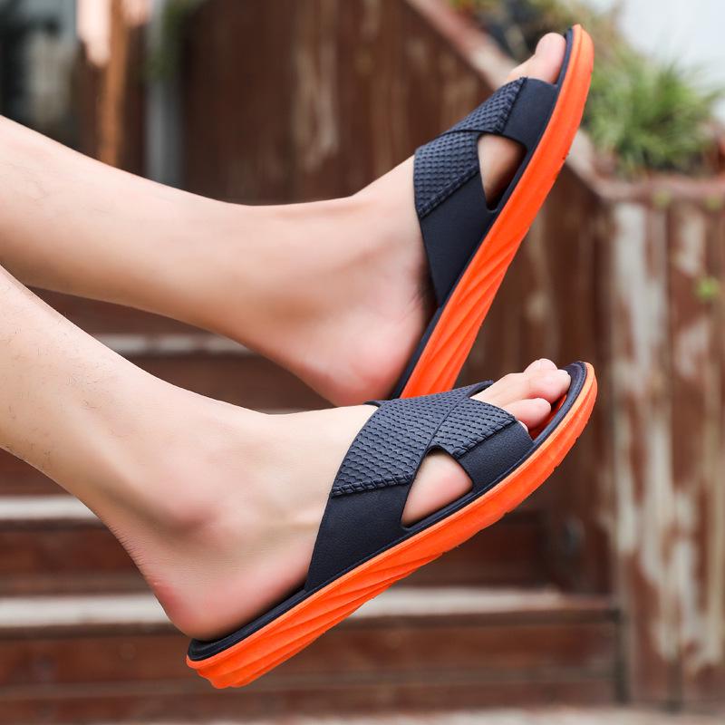 2024 New Style Men's Slippers Plus Size Fashion High Quality 100% Crazy Horse Leather Mens Summer Slides 5679