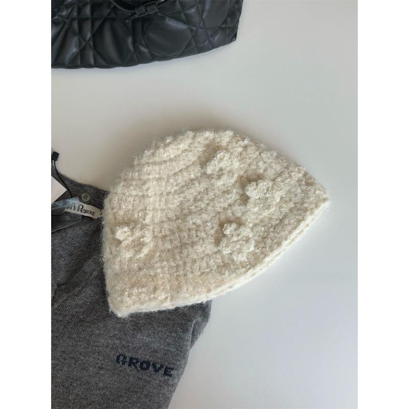 

Korean Pure Handmade Flower Knitted Hat for Women in Autumn and Winter Warm Ear Protection Face Showing Small Baotou Woolen Cold Hat one size