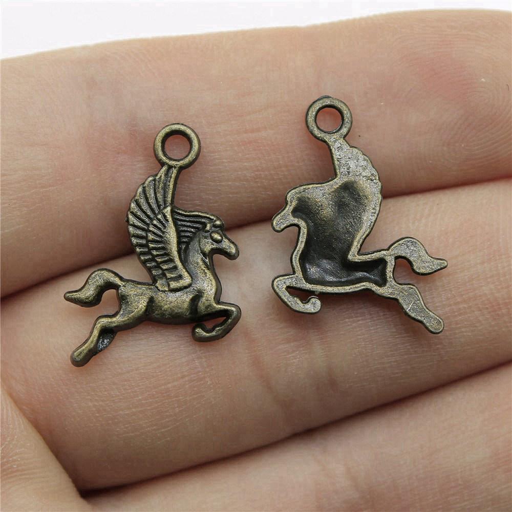 Charms Pegasus Horse Pendants Minimalist Jewelry Components QC095