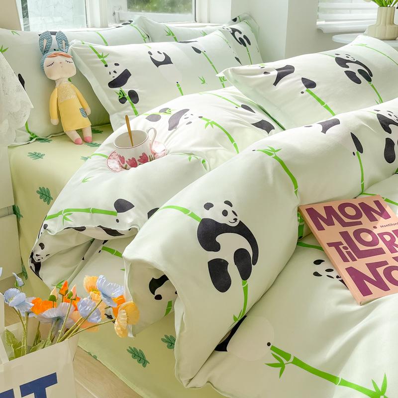 Silný kartáčovaný čtyřsezónní tištěný malý čerstvý čtyřdílný set a třídílný set ložního povlečení povlak na přikrývku