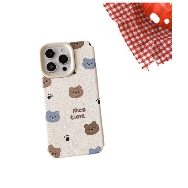 The Cute Brown and Blue Bear In An Ins Style Is Suitable for Apple 16promax Phone Cases and The Women's Xsmax Models of 15/14/13