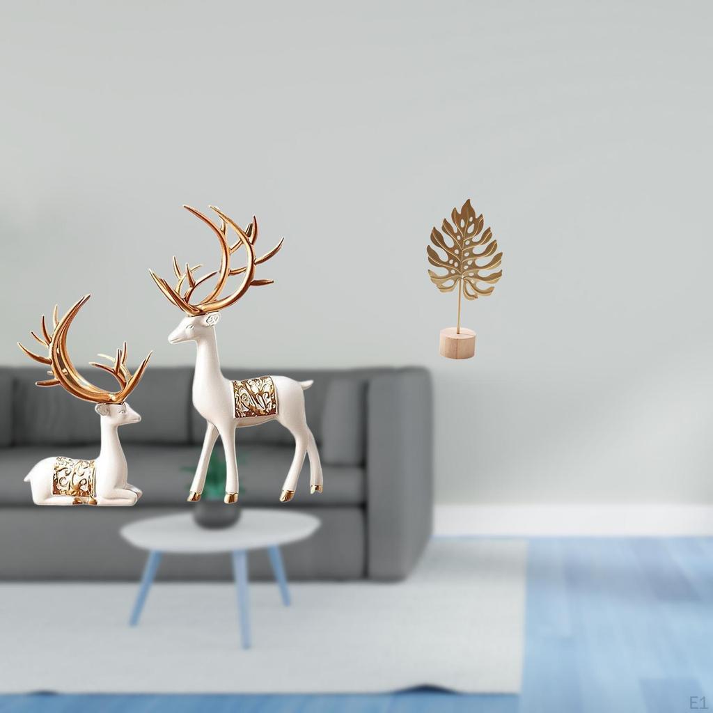 European Reindeer Sculpture Collectable Deer Lover Metal Statue Nordic Creative Ornament Abstract