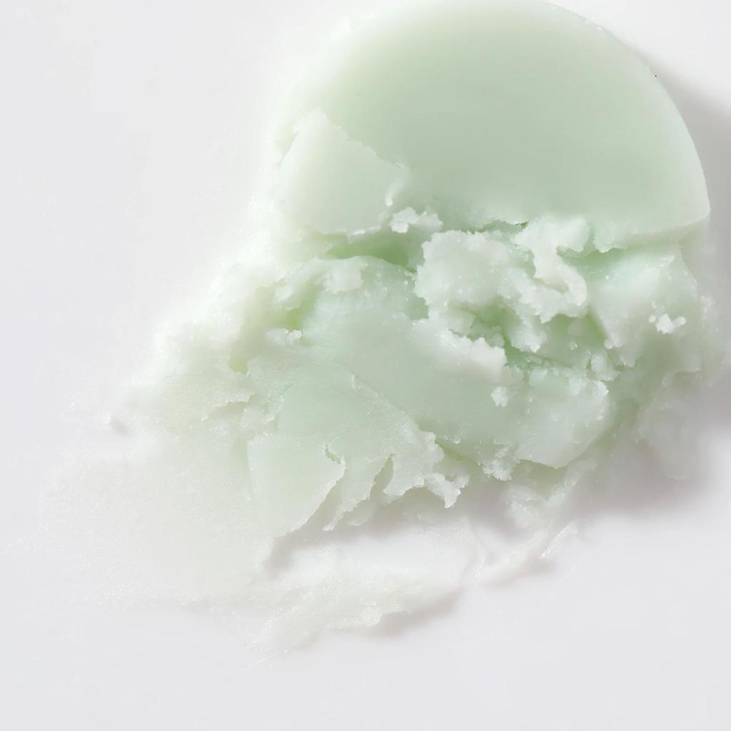 Mixsoon Cica Stick Balm – Calming & Moisturising Spot Care for Sensitive Skin, Korean
