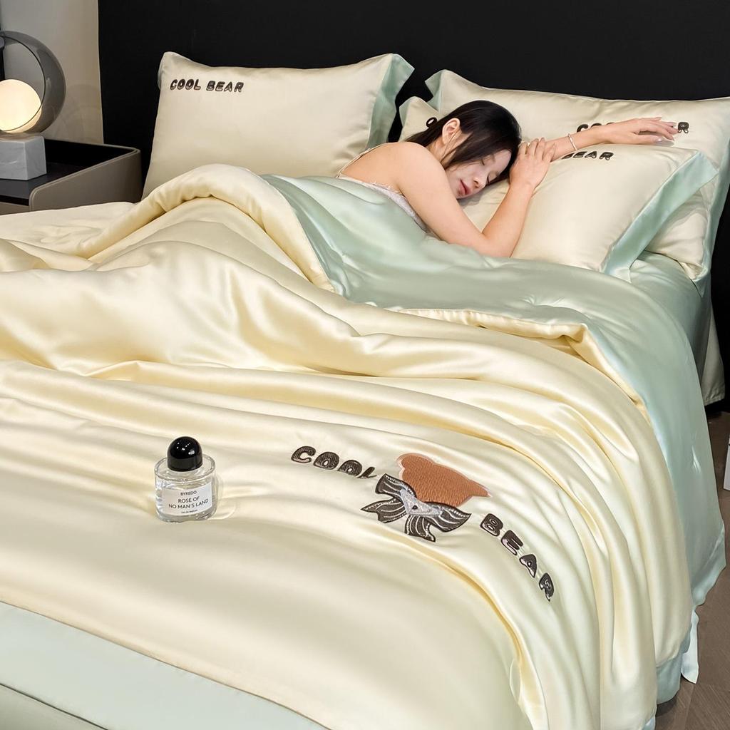 Class A Ice Silk Water Washable Summer Quilt Set - Naked Sleep Embroidery, Thin Blanket, Air Conditioning Quilt, Four-Piece Gift.