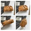 Stylish, simple and versatile cross-border trend, single shoulder oblique span clip bag, mushroom nail chain pleated clutch women's bag