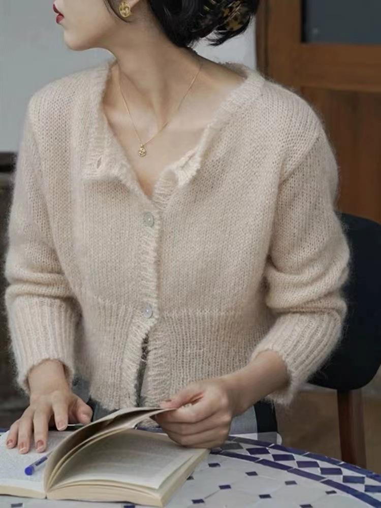 Korean Solid Color Women's Knitted Cardigan Autumn and Winter Temperament Slim Fit and Slimming Sweater
