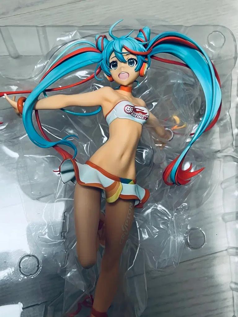 Racing Miku 2016 Thai Figure Pop Used