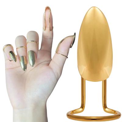 Metallischer Fünf-Finger-Nagelring Hochwertiger Tragbarer Nagelring Nische Überzogener Einzigartiger Nagel-Schmuckzubehör Aus Europa und Amerika