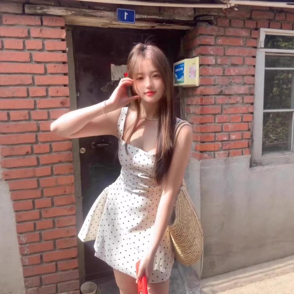 French Retro Apricot Polka Dot Spaghetti Strap Dress for Women - A-line, Waist-cinching Flared Short Skirt (2026 Style).
