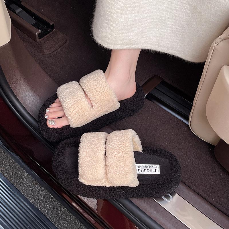Thick-bottomed fluffy slippers for women's outer wear 2025 autumn and winter new fashion plush outer wear foreign style parallel bar cotton slipper
