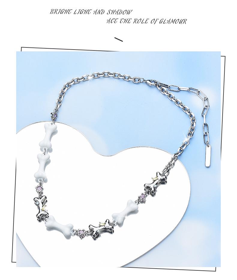 Niche Bone Series Zircon Choker: Trendy Sweet Cool Necklace with Personality Fashion Clavicle Chain.