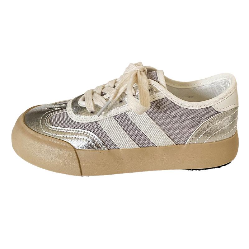 

6521 mesh breathable thick-soled German training shoes women s summer explosion 2024 new board shoes round head heightening white shoes 35