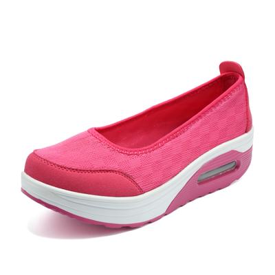 Fashion Women Spring and Summer New Lightweight Non-slip Large Size Breathable Mesh Cloth a Slip-on Lazy Shoes Walking Mother Shoes