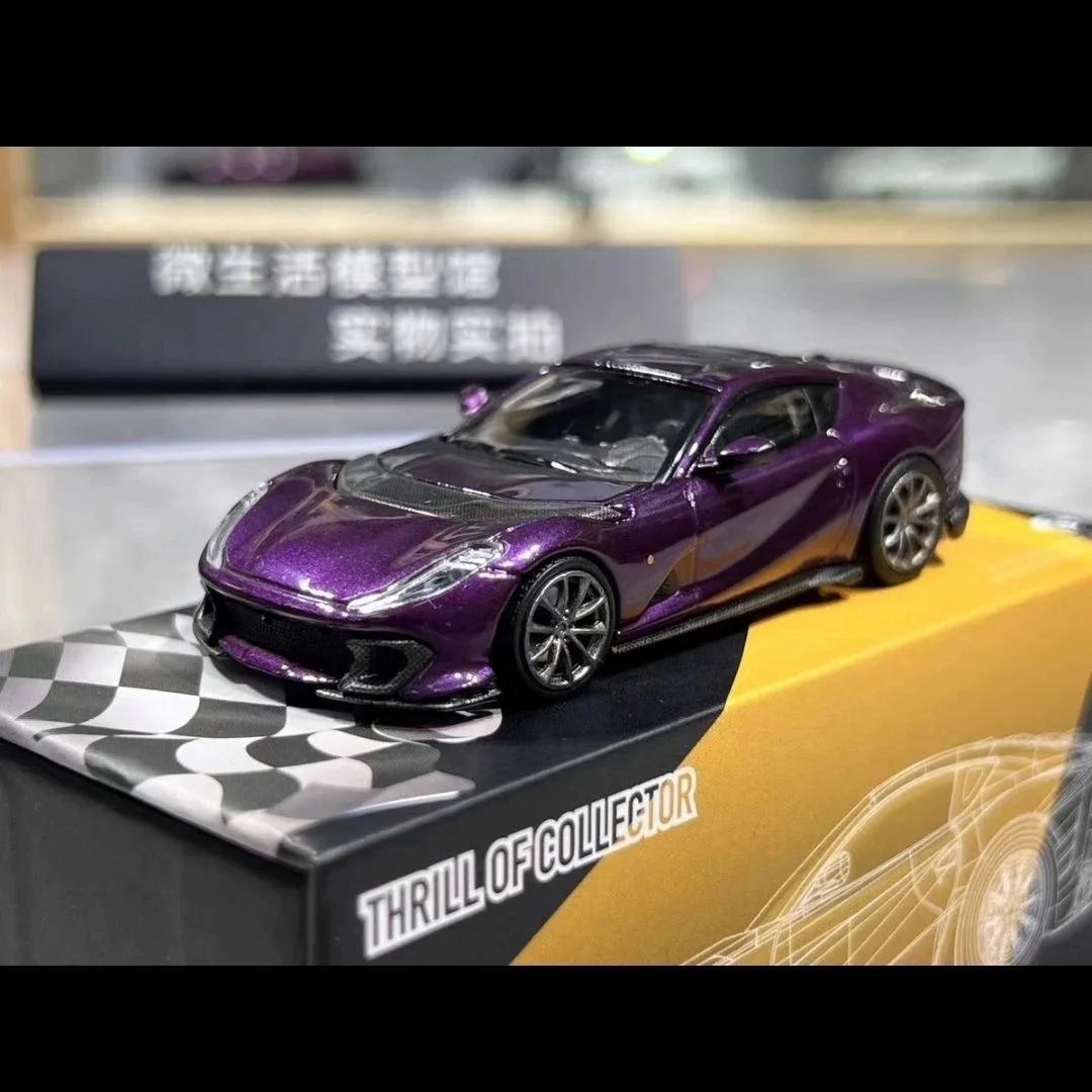 

TOC 1:64 812 Competizione Diecast Model Car