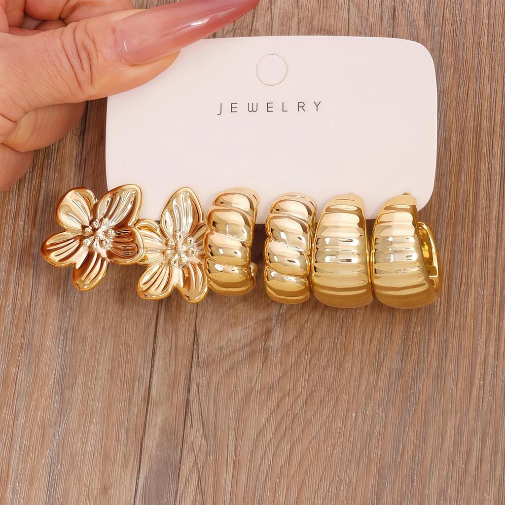 Women's Gold Petal Earrings Set: Elegant European & American Fashion, Simple Style, 3-9 Pairs.