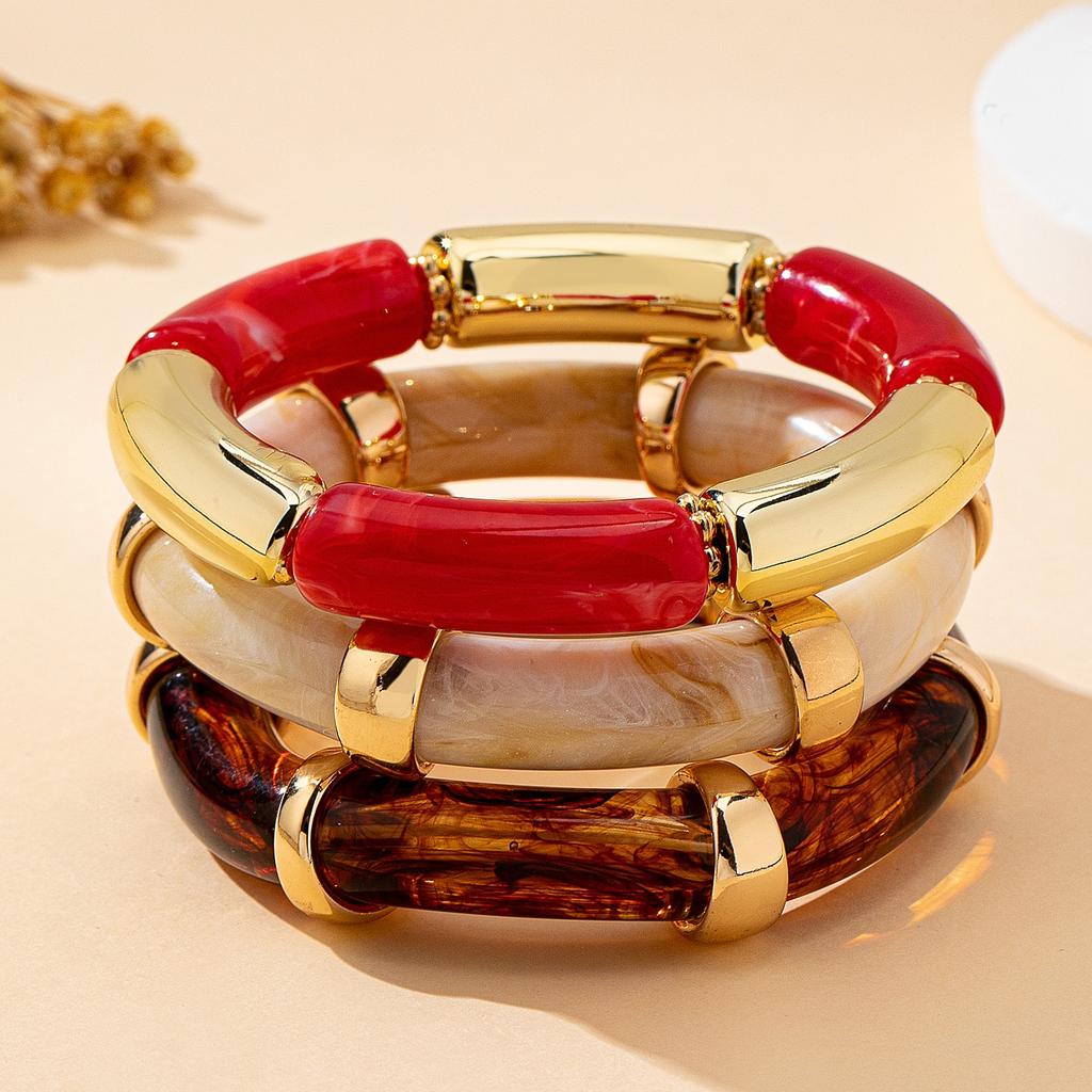 A Fashionable Women's Elastic Bracelet, Bohemian Style Beaded Resin Bracelet, Suitable for Daily Wear, Vacations, and Gift-Giving