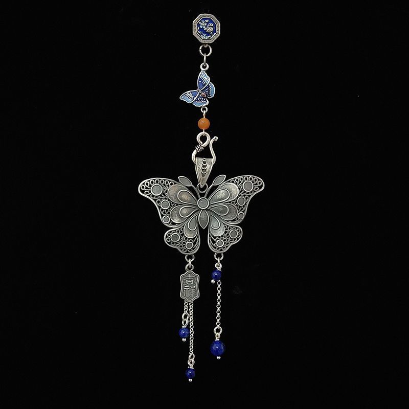 

Тайская подвеска-пуговица-бабочка Изысканная резьба Оригинальный дизайн Этнический стиль Прессованная лацканная Синяя кисточка Ювелирное изделие для ханьфу