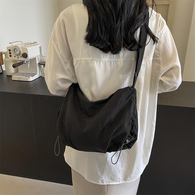 Einfarbige Umhängetasche Studenten Schultertasche mit großer Kapazität Damen Hobo-Tasche