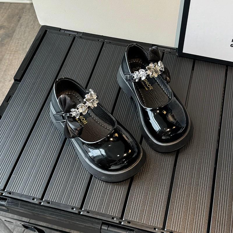 Girls' Stylish Leather Princess Shoes with Bow & Rhinestones for Spring & Autumn 2026