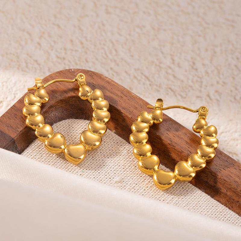 Street Shooting Retro Temperament Versatile Exaggerated High Sense U-Shaped Circle Ear Buckle Cold Titanium Steel Earrings Women