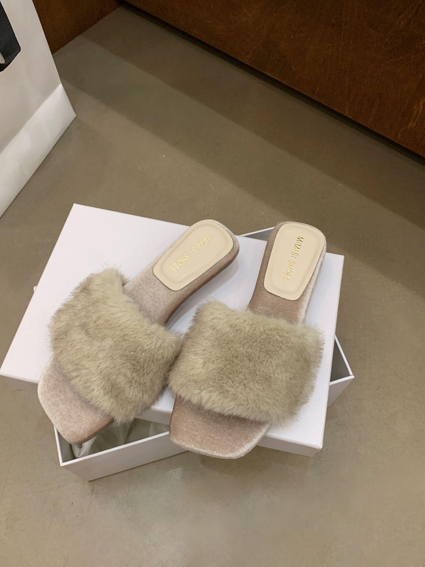

French evening breeze with fluffy slippers for women s wear 2025 spring and autumn new imitation mink hair low-heeled sandals 39 абрикосовий