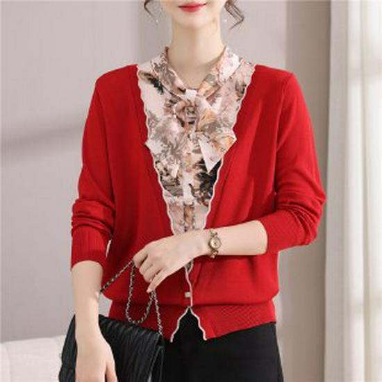 Chic Women's Motherwear Sweater - Stylish Knit for Daily Commute