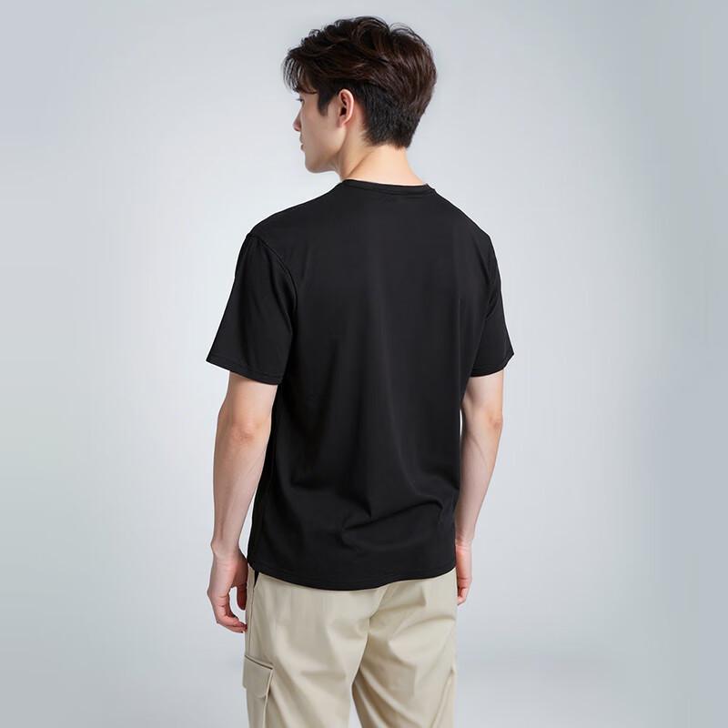 Nike Men s Sun Protection Short Sleeve T-Shirt L