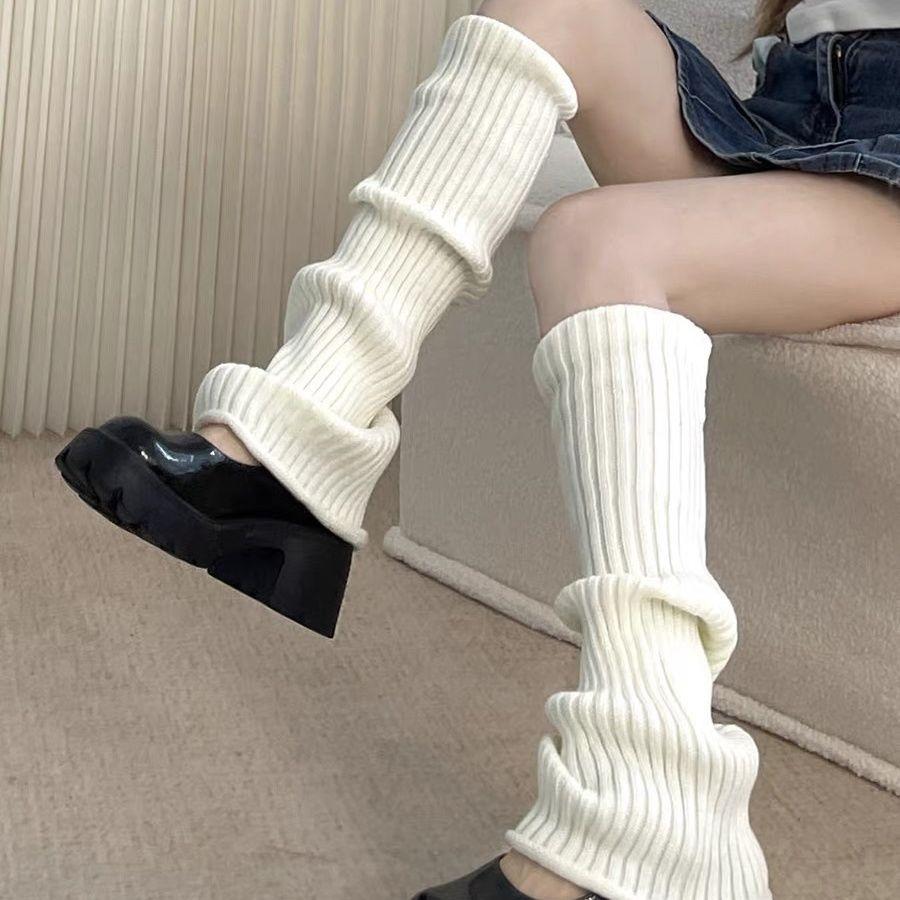 Dicke Wollstrick-Beinstulpen Hot Girl Y2K Herbst Winter Schlaghose Weitbein Slouch Socken Schwarz Weiß
