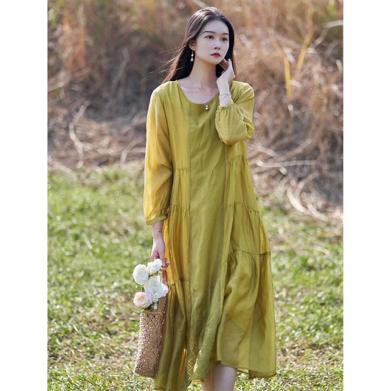 

Elegant Women s Slimming Silk Midi Dress - Spring/Summer Collection: Odd Sizes Available Medium