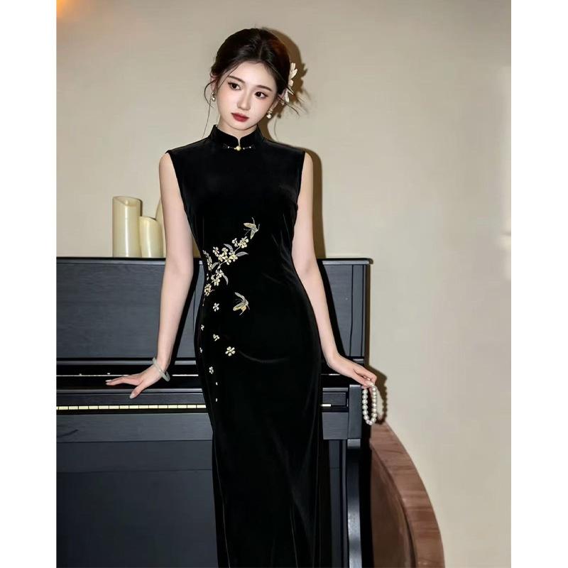 Cheongsam 1011 new Chinese-style modified dignified and elegant model catwalk performance clothes high-end atmospheric high-grade dresses