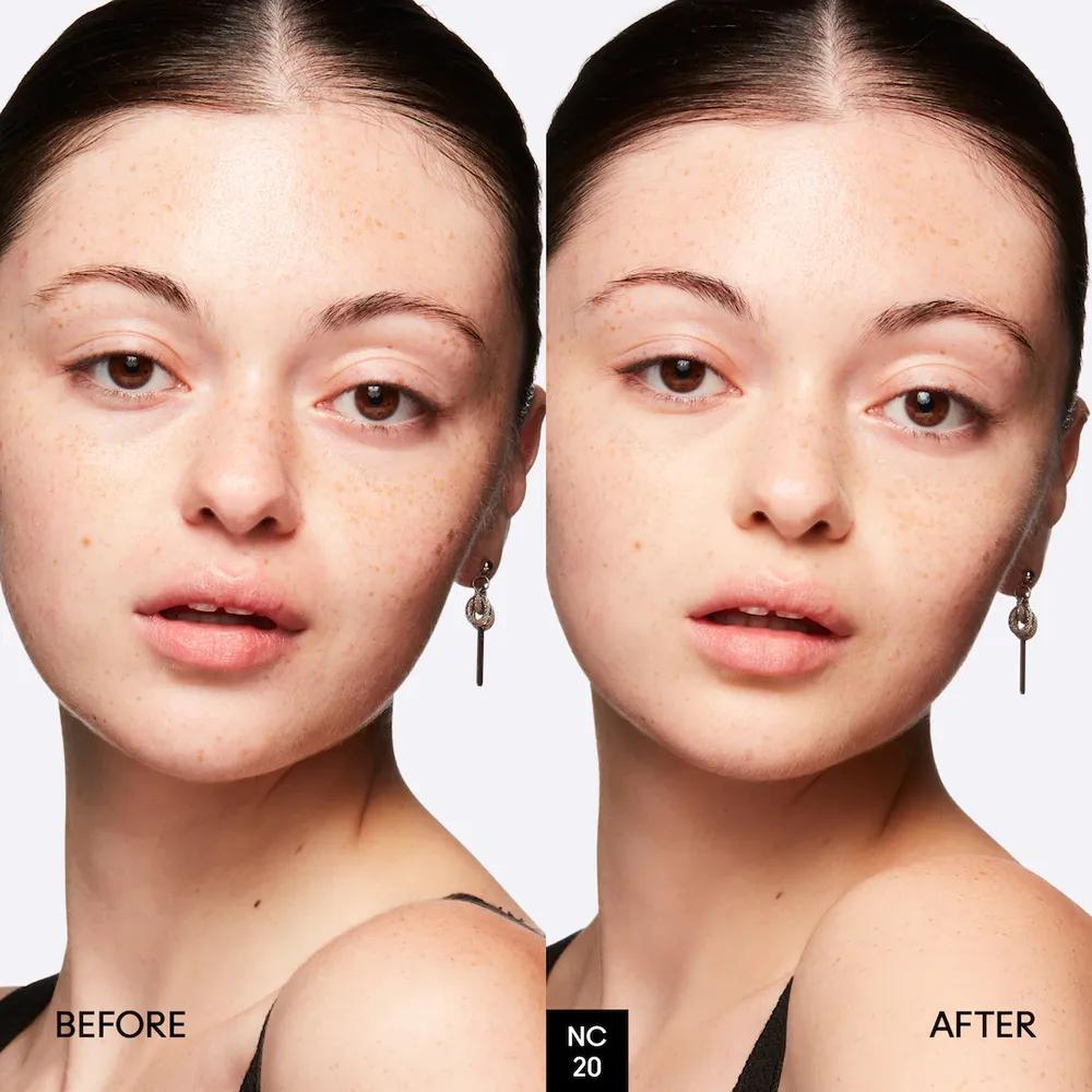 MAC Studio Fix 24-Hour Lasting Smoothwear Concealer