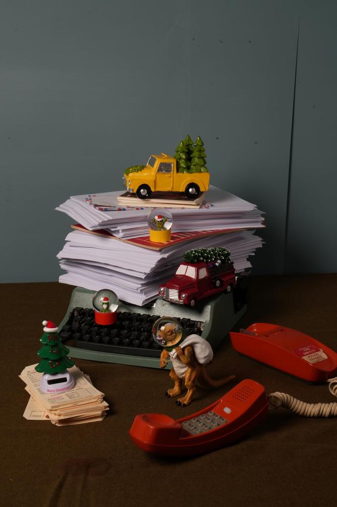 Dalton Dinosaur Snow Globe Pachycephalosaurus Water Christmas Height Width Depth Globe, Gift, 140mm, 140mm, 70mm, ZE-0693