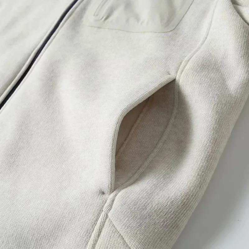 Locker geschnittene Strickjacke aus Lammvelours mit Stehkragen Sportbekleidung für Herren Outdoor Warm Herbst Winter Oberbekleidung