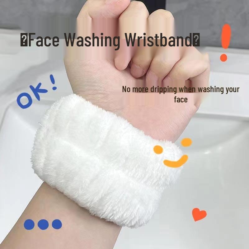 Coral Fleece Face Wash Set: Absorbent Hair Tie, Wristband, and Moisture-Proof Skincare Tool.
