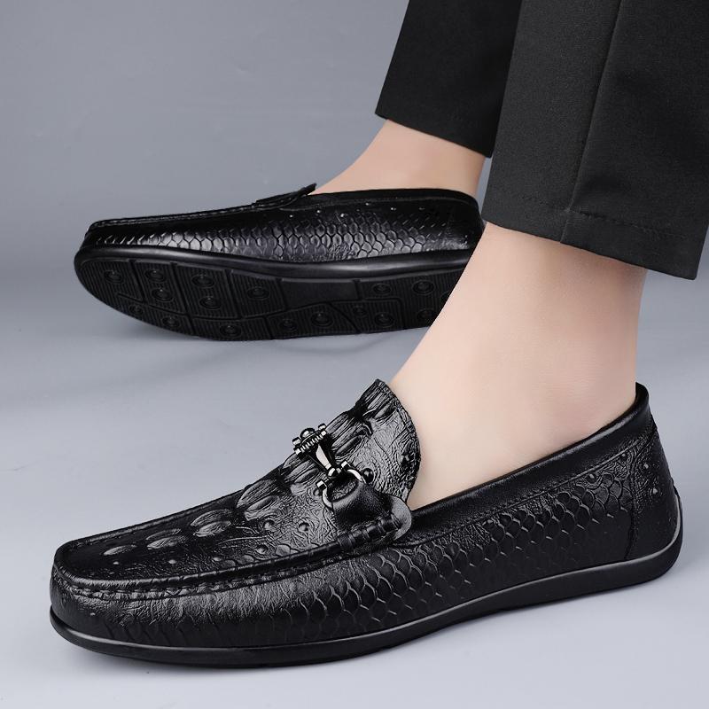 Fashion Men Loafers Real Leather Shoes Fashion Men Boat Shoes Brand Men Casual High Quality Male Flat Wedding Party Formal Leather Shoes