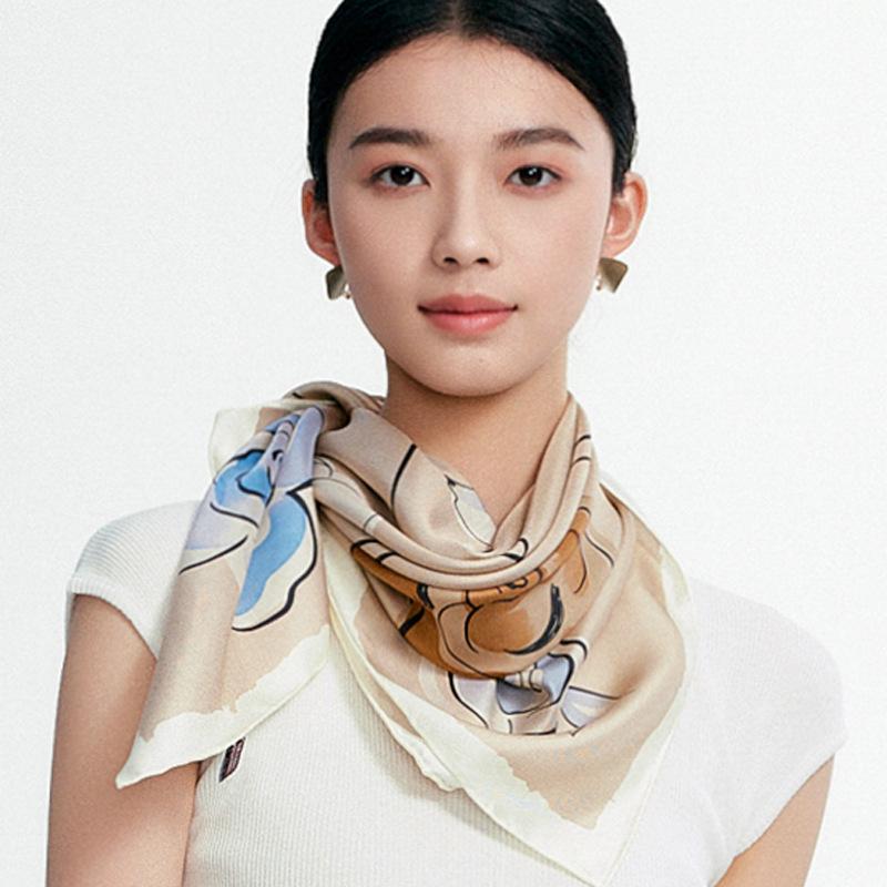 26 Years Silk: Luxury Heavyweight Mulberry Silk Scarf, Elegantly Designed 86x86 cm