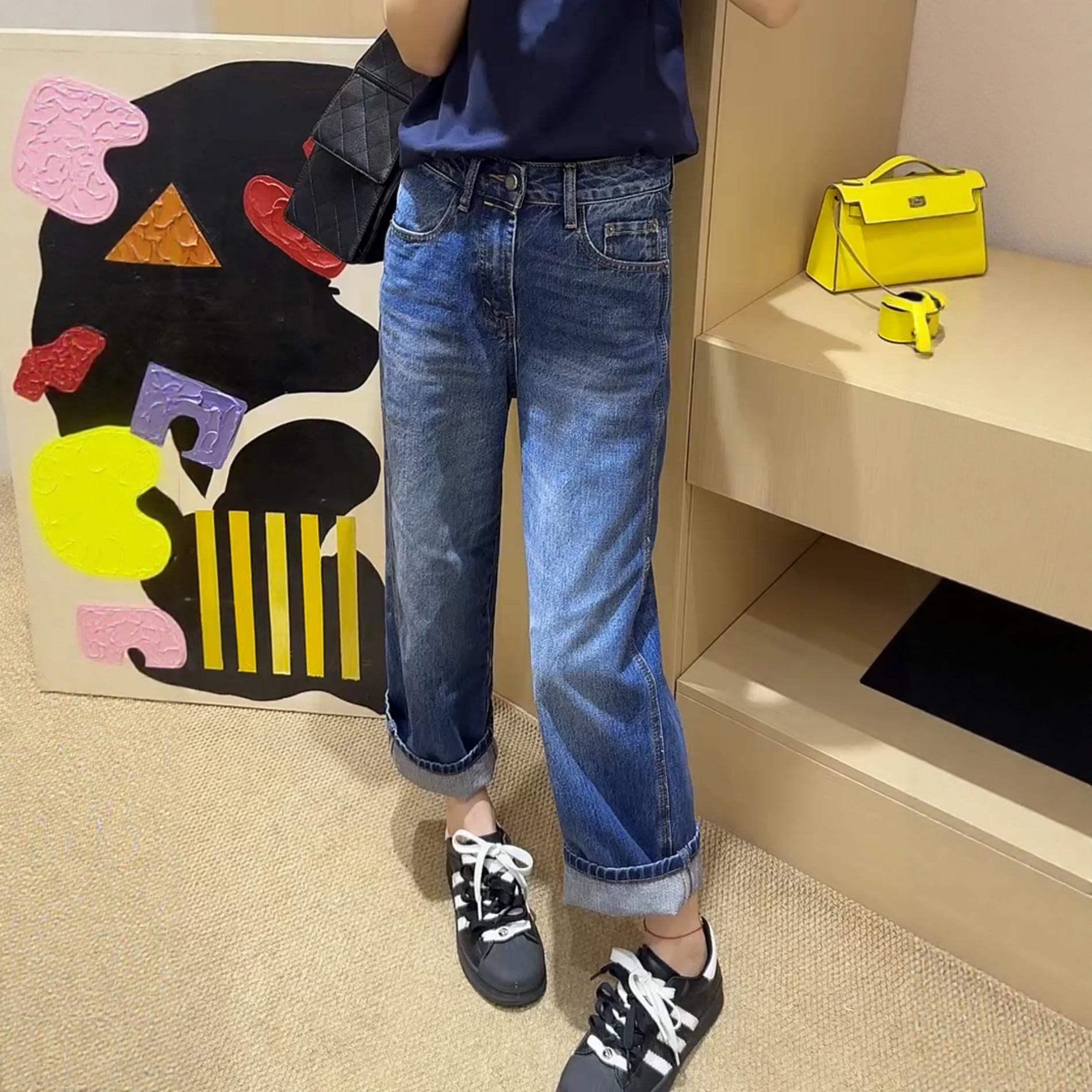 

Женские ретро джинсы с широкими штанинами и эффектом варки - Большой размер, Маленькая посадка, Длина до щиколотки для фигуры типа груша , Идеально для осени. 4XL синий