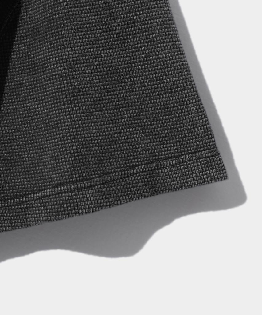 Dimiteulibeullaeg Asi Essential Waffle Henley Neck Short Sleeve T-Shirt_Pigment Charcoal