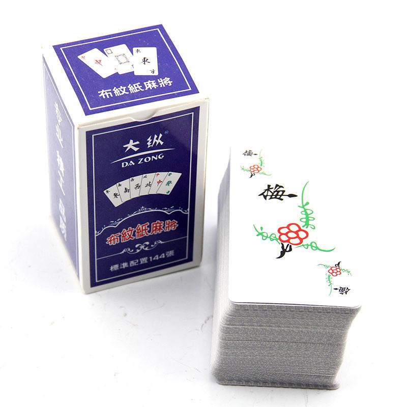 Mini Travel Poker Card Game Set For Casual Entertainment Portable And Convenient