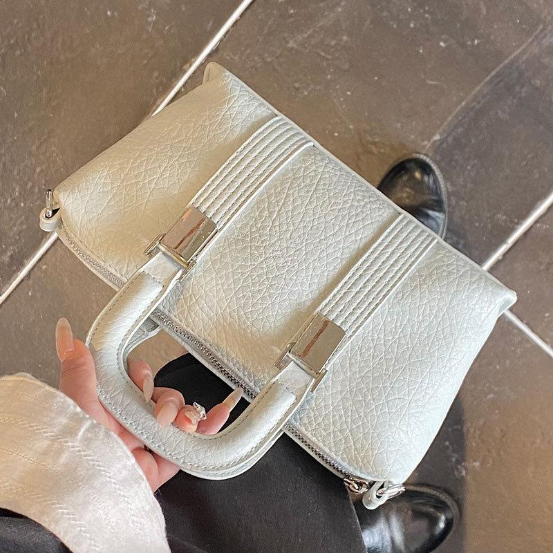Korean Version of Fashion High-end Temperament Simple Portable Small Square Bag Light Luxury Versatile Commuter Style Solid Color PU Messenger Women's