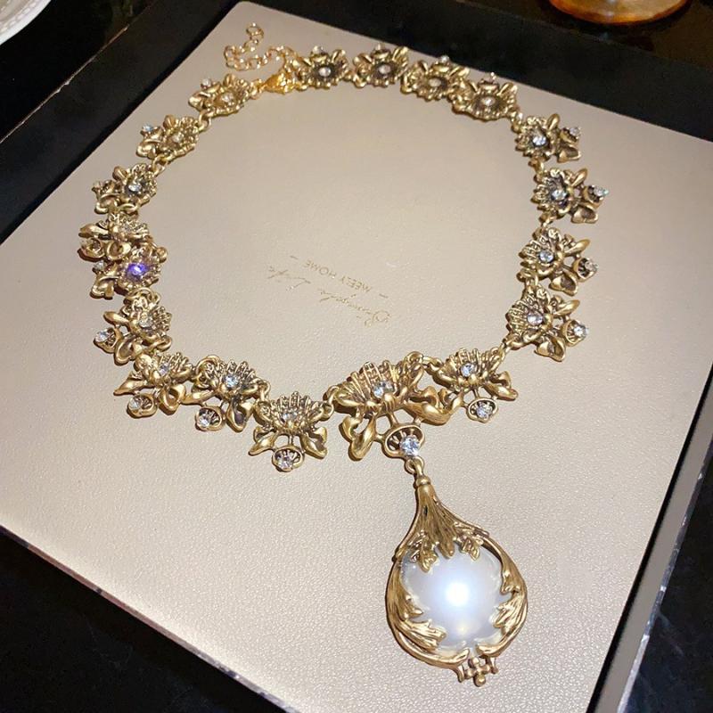 1Set Medieval Vintage Luxury Suit Earrings Zircon Flowers Pendant Pearl Retro Necklace Jewelry Gift For Women Ornament