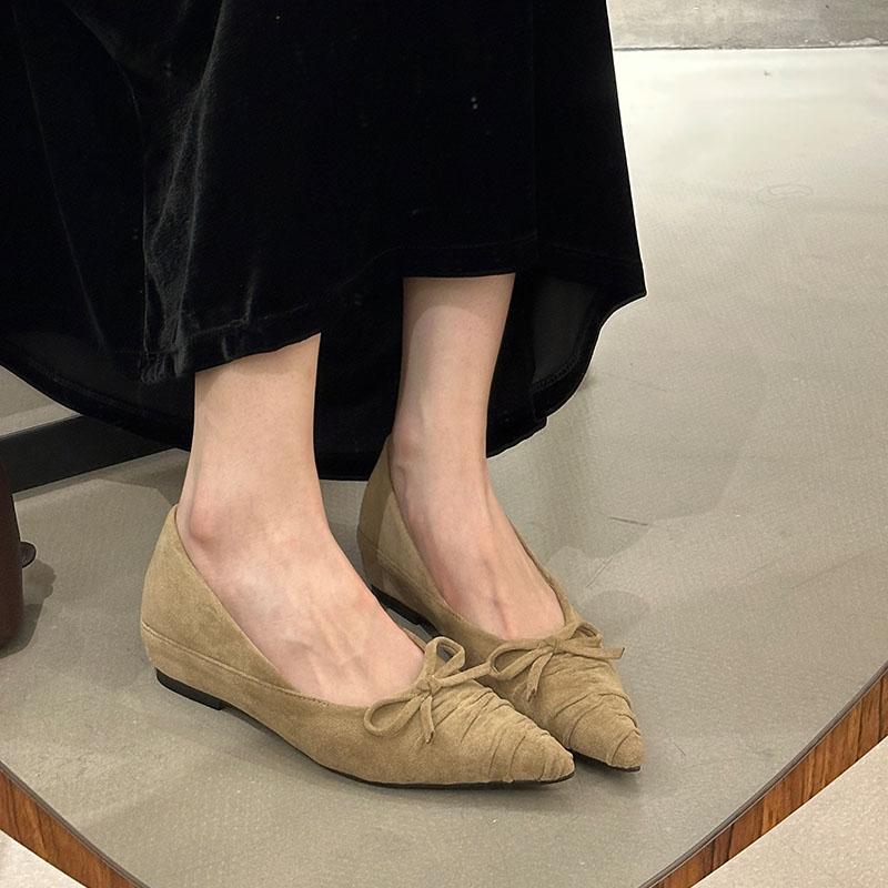 Fashion Fashion Pleated Bow Design Low Heel Pumps Women High Quality Pointed Toe Satin Designer Shoes Comfort Shallow Flat Office Shoes