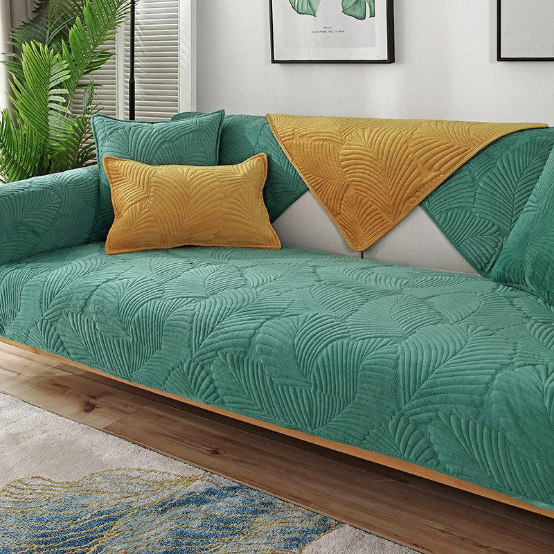 

Sofa Cushion Non-Slip Simple Modern Winter Day Short Plush Seat Cushion Thickened Four-Season Leather Sofa Cover Towel 70*70cm