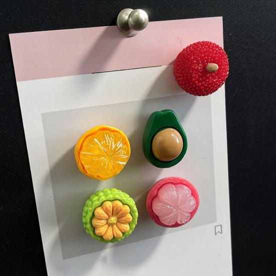5Pcs 3D Simulated Fruit Refrigerator Magnet Resin Waxberry Orange Avocado Mangosteen Magnet Home Kitchen Office Whiteboard Locker Decor