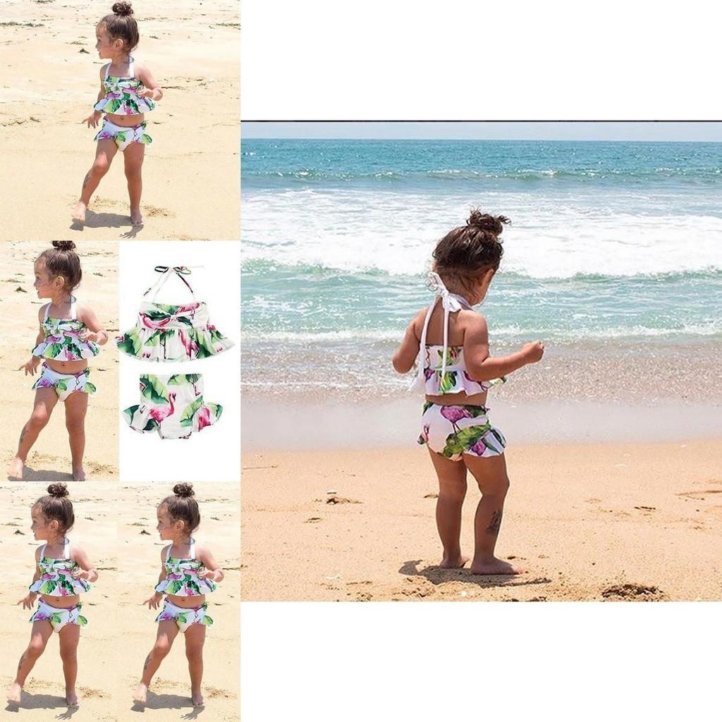 Charming 2pcs Girls Ruffle Floral Bikinis Set Featuring Adorable Flamingo Design