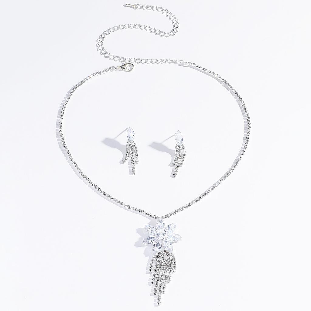 3PC Women's Fashion Water Diamond Claw Chain Flower Necklace Earring Set, Suitable for Wedding, Party, Festival Gifts