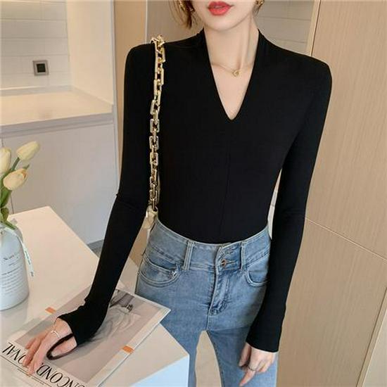 

Женская облегающая футболка с V-образным вырезом и длинными рукавами из хлопка на осень 2025 г. M чёрный